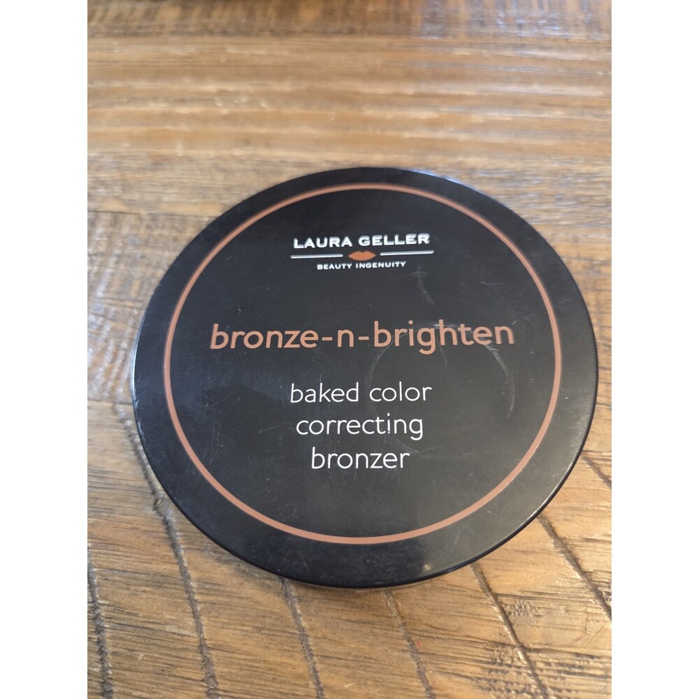Laura Geller Baked Bronze N Brighten Foundation regular 0.85 oz